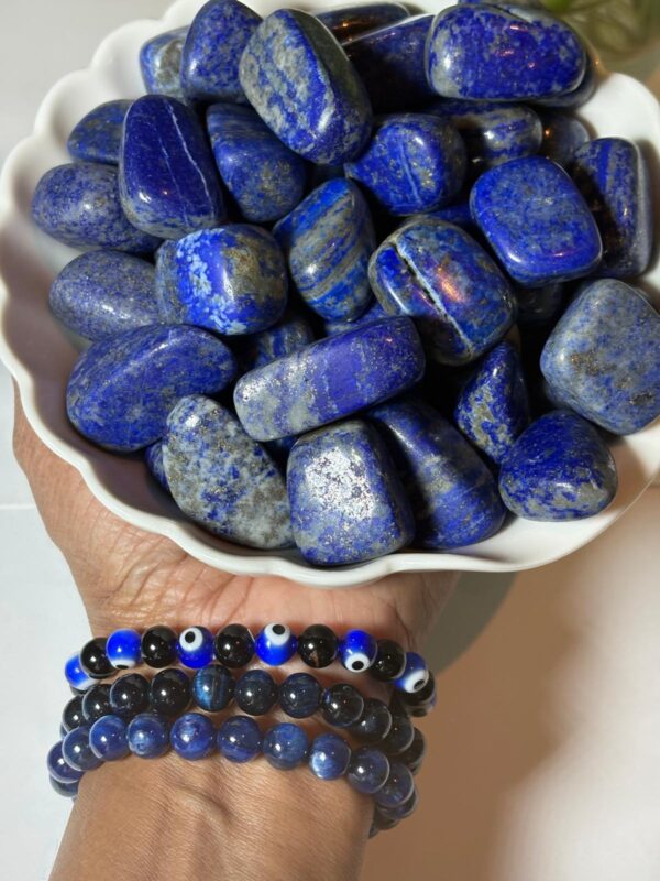 Lapis Lazuli Tumbled Stones (1 kg pack) - Image 2