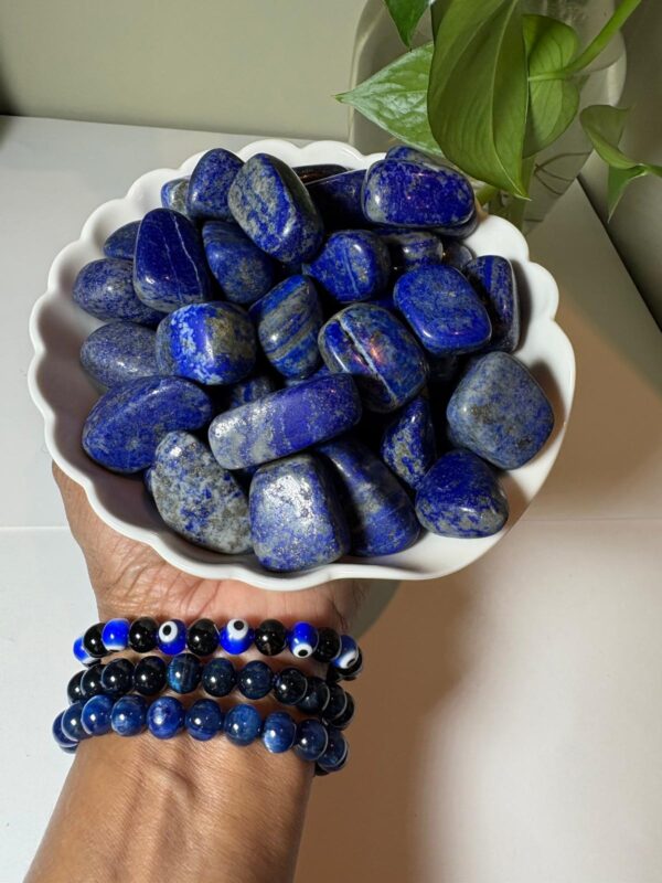 Lapis Lazuli Tumbled Stones (1 kg pack) - Image 3