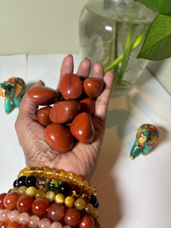 Red Jasper Crystal Tumbled Stone (1 kg pack) - Image 2