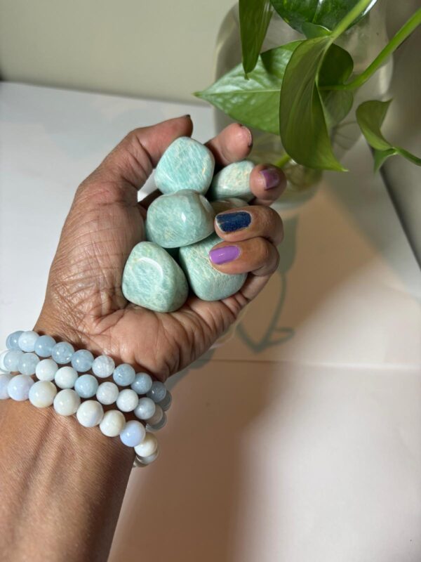 Amazonite Tumbled Stones (1 kg pack) - Image 3
