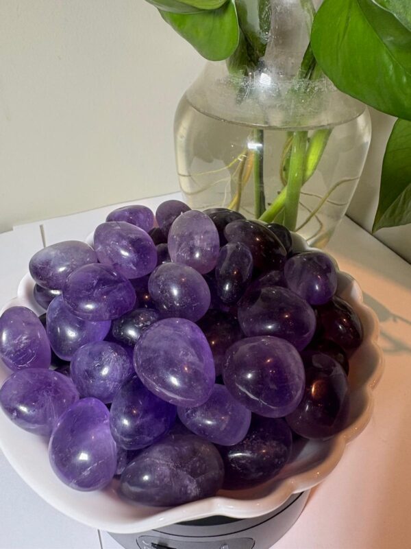 Amethyst Tumbled Stone (1 kg pack) - Image 3